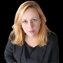 Niki Papazoglou Profile Picture